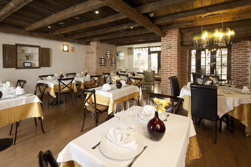 Hosteria Del Mudejar Avila Velayos Luaran gambar