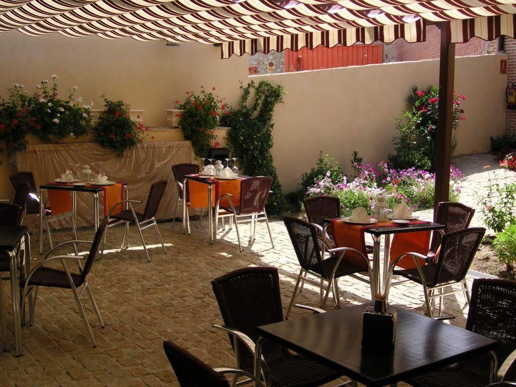 Hosteria Del Mudejar Avila Velayos Luaran gambar